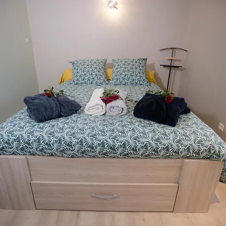 Appartement Odyssee L'expérience Commence Ici Jacuzzi Saint-Jean-Bonnefonds